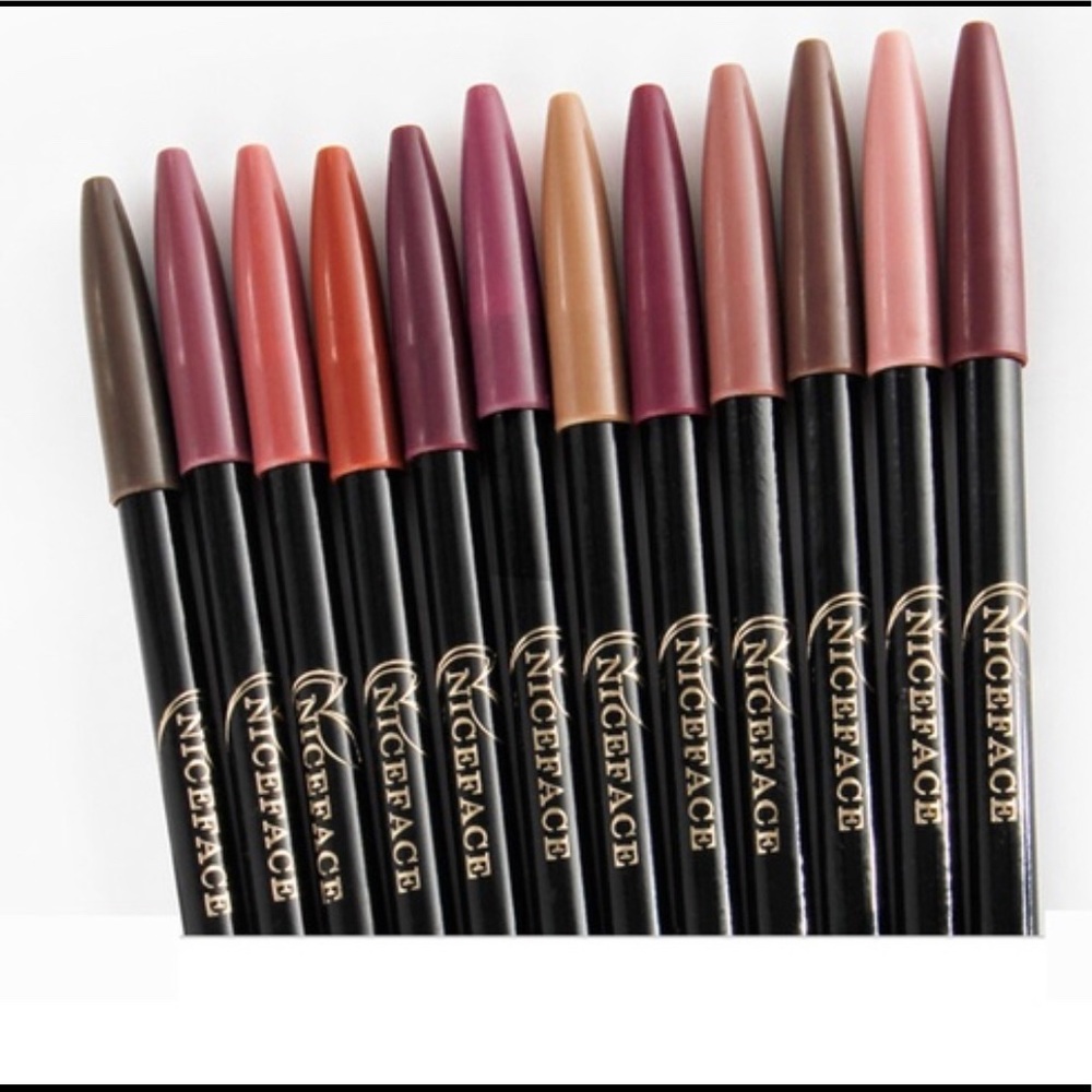 Waterproof long lasting Matte  lip liner.